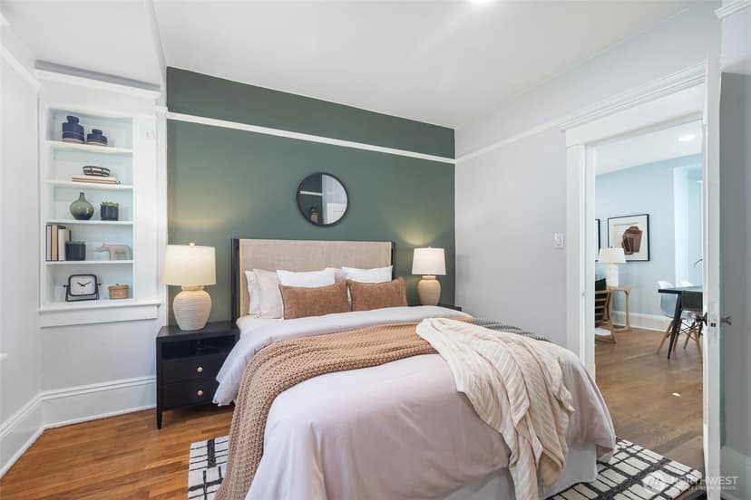 Property photo for 106 NE 54th Street, Seattle photo 19