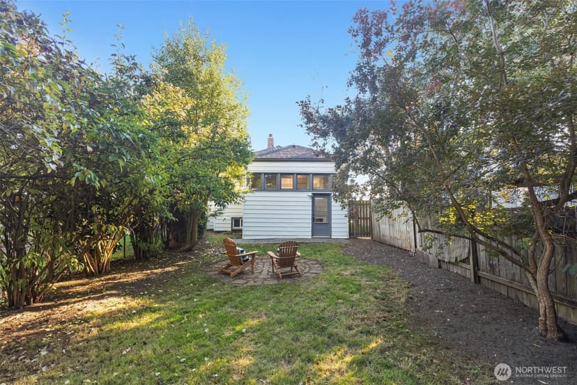 Property photo for 106 NE 54th Street, Seattle photo 28
