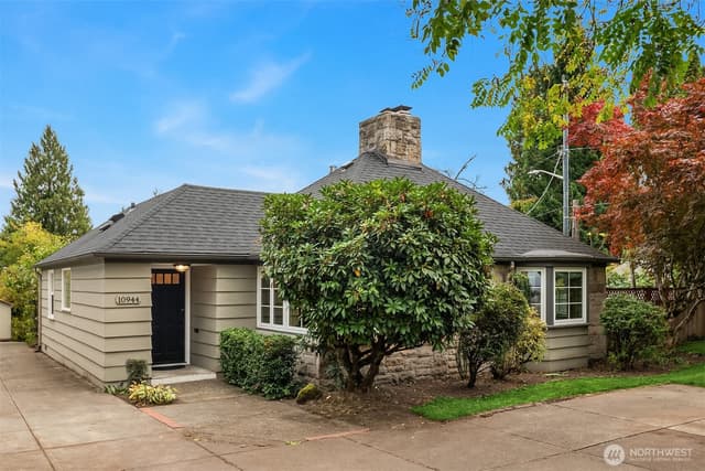 Property photo for 10944 23rd Avenue NE, Seattle photo 2