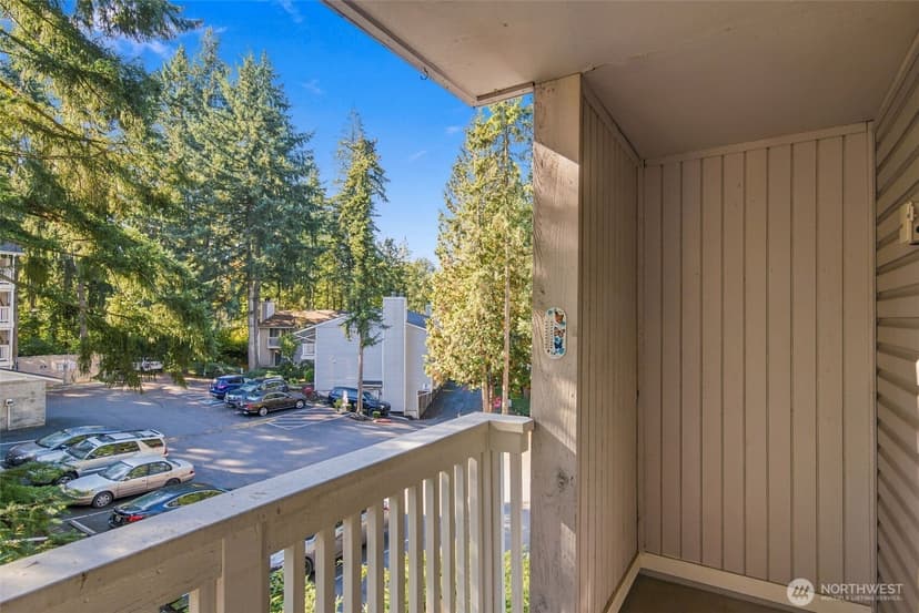 Property photo for 14527 NE 40th Street #G105, Bellevue photo 35