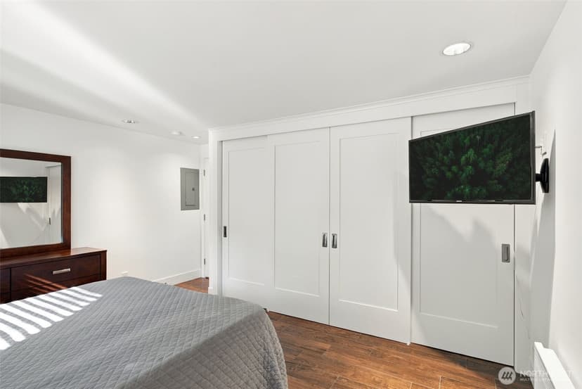 Property photo for 14527 NE 40th Street #G105, Bellevue photo 22