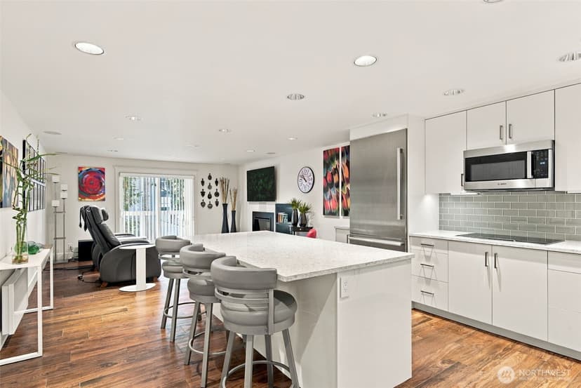 Property photo for 14527 NE 40th Street #G105, Bellevue photo 13