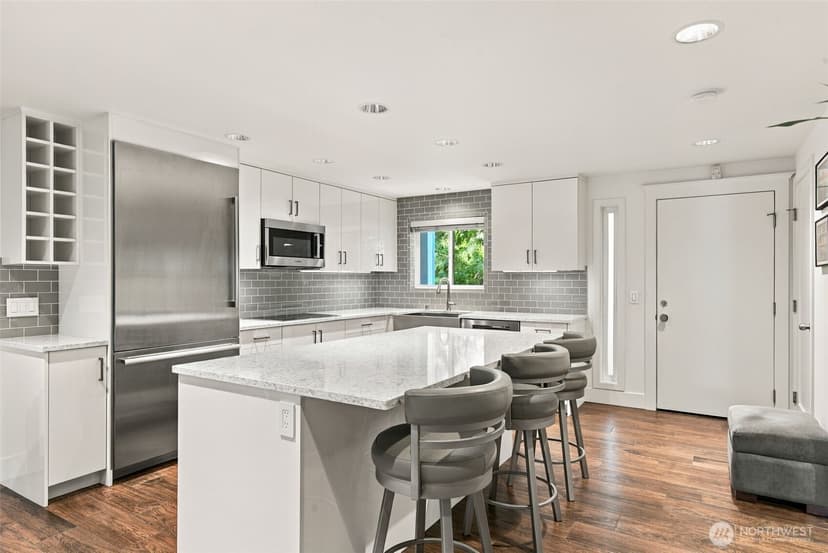 Property photo for 14527 NE 40th Street #G105, Bellevue photo 12
