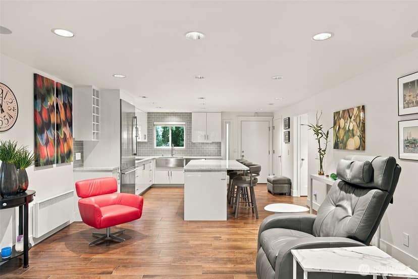 Property photo for 14527 NE 40th Street #G105, Bellevue photo 8
