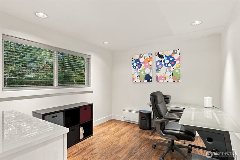 Property photo for 14527 NE 40th Street #G105, Bellevue photo 28