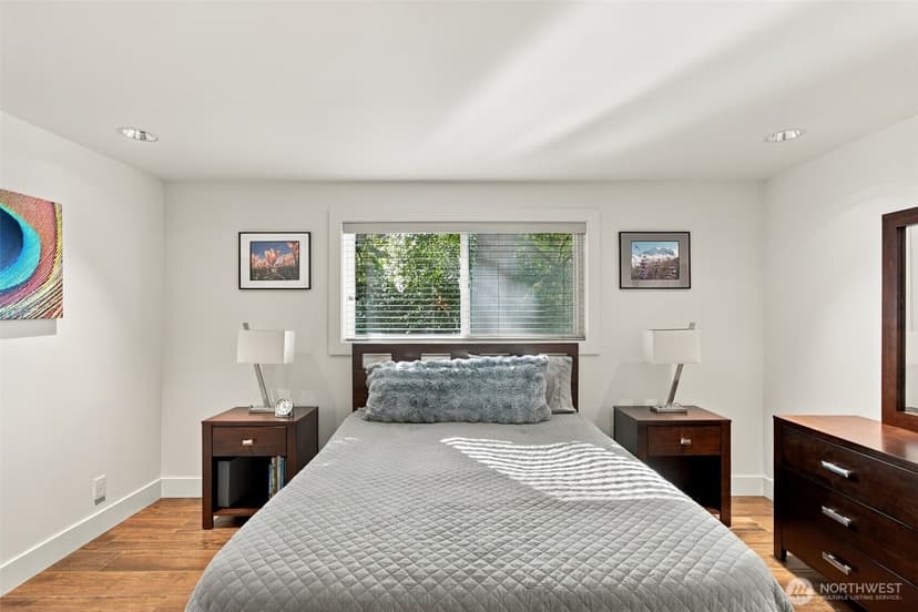 Property photo for 14527 NE 40th Street #G105, Bellevue photo 23