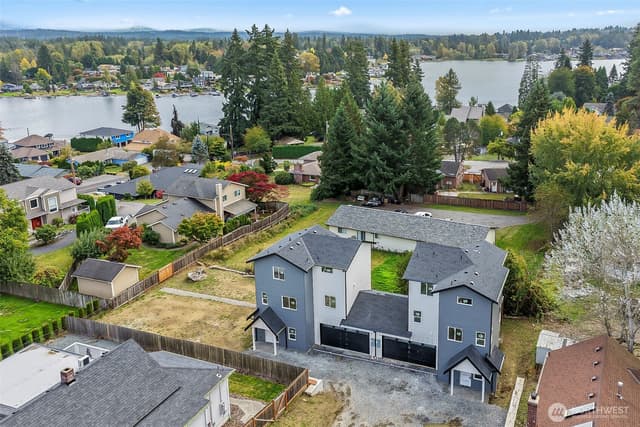 Property photo for 11702 20th Street NE, Lake Stevens photo 3