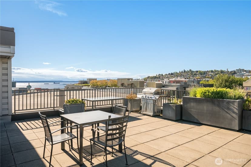 Property photo for 159 Denny Way #411, Seattle photo 4