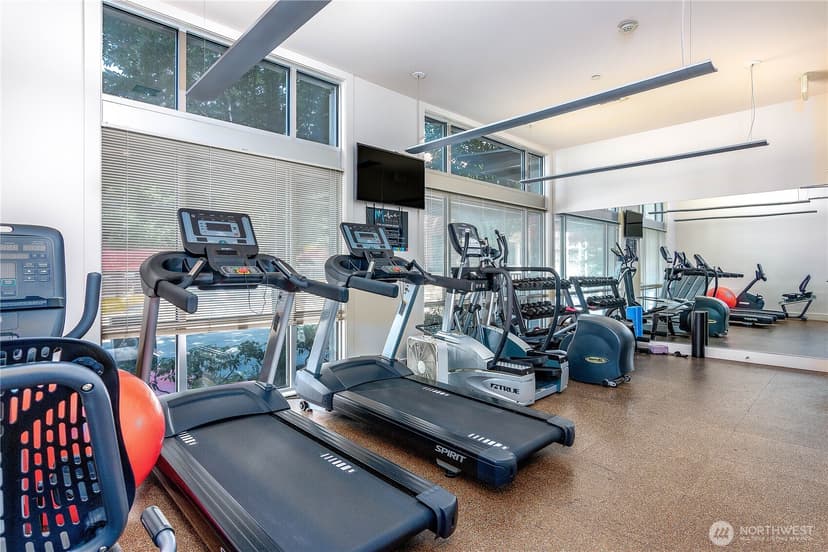 Property photo for 159 Denny Way #411, Seattle photo 6