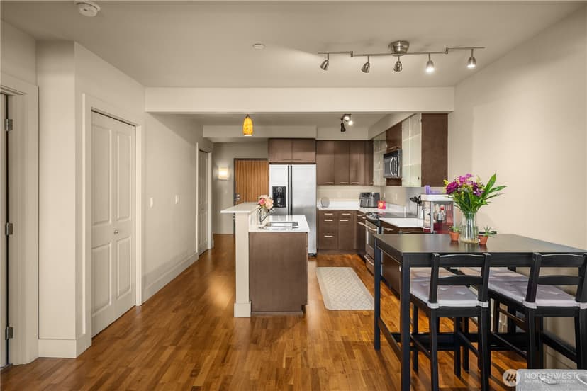 Property photo for 159 Denny Way #411, Seattle photo 12