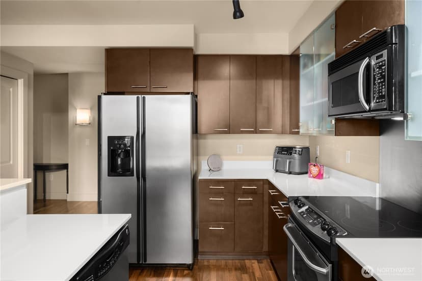 Property photo for 159 Denny Way #411, Seattle photo 8