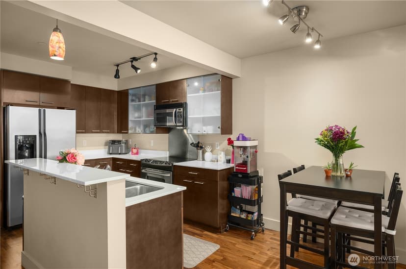 Property photo for 159 Denny Way #411, Seattle photo 11