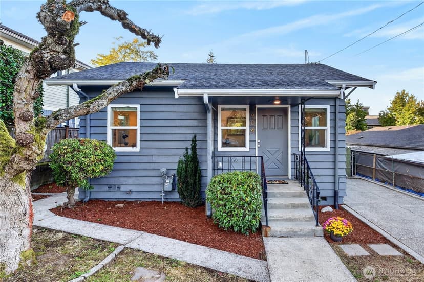 Property photo for 904 N 103rd Street, Seattle photo 23