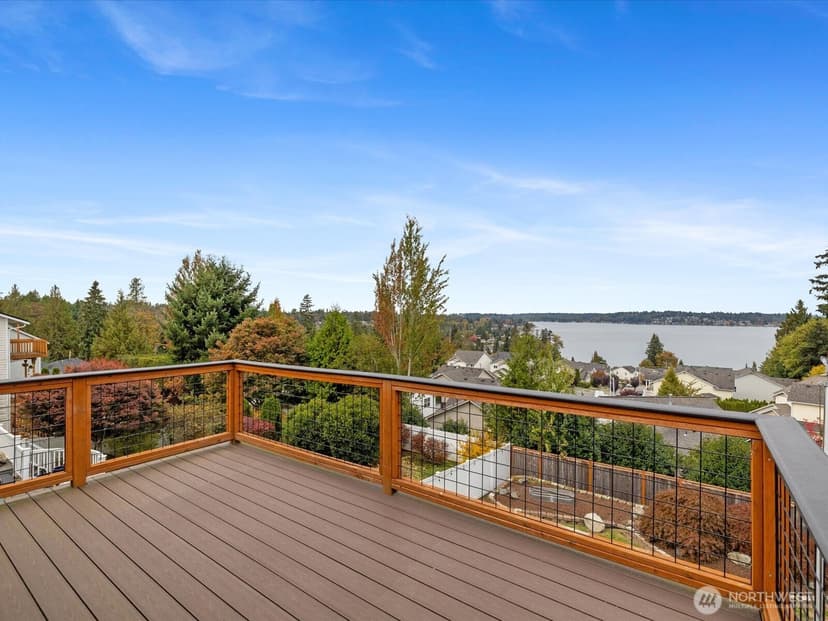 Property photo for 11131 15th Place SE, Lake Stevens photo 7