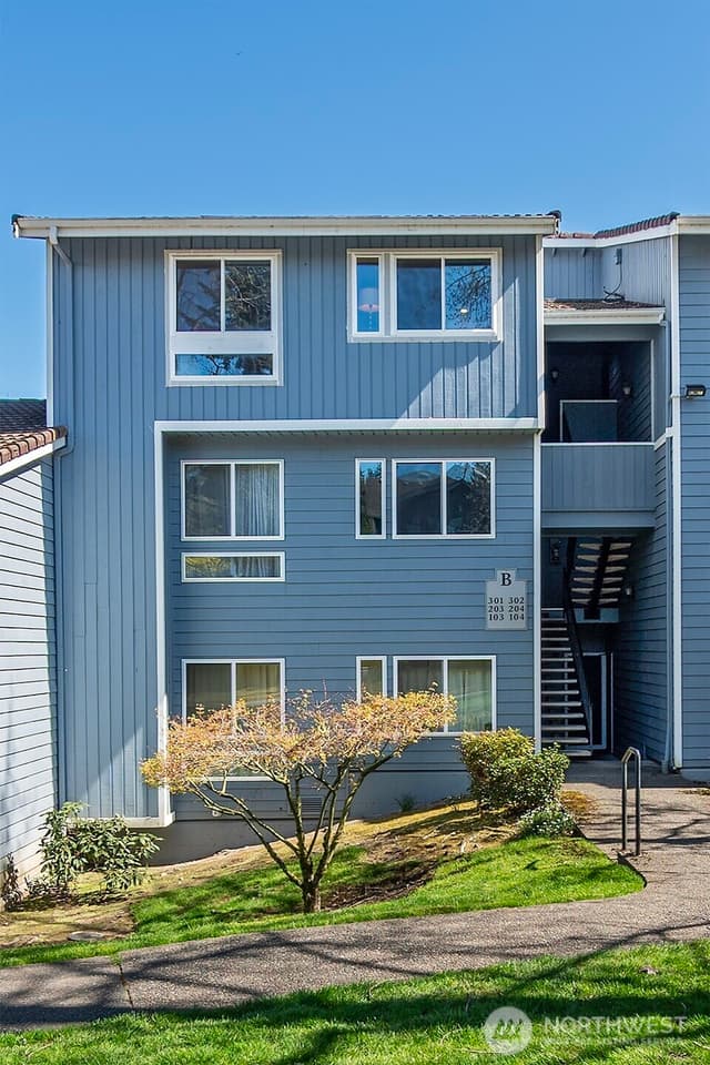Property photo for 4120 212th Street SW #B301, Mountlake Terrace photo 2
