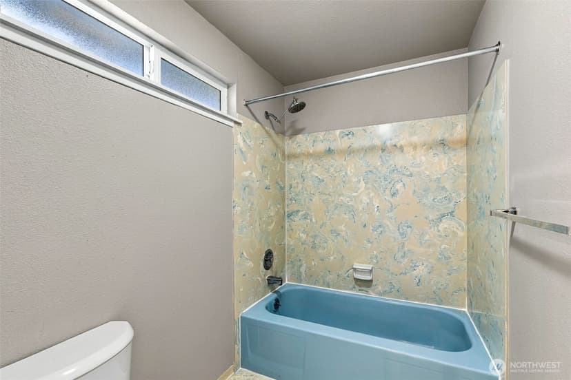 Property photo for 15862 36th Avenue NE, Seattle photo 13