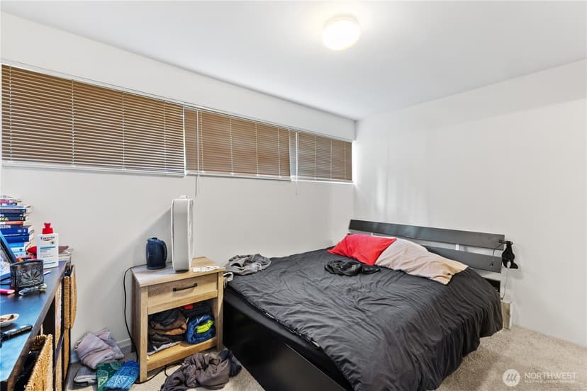Property photo for 2600 Thorndyke Avenue W, Seattle photo 17