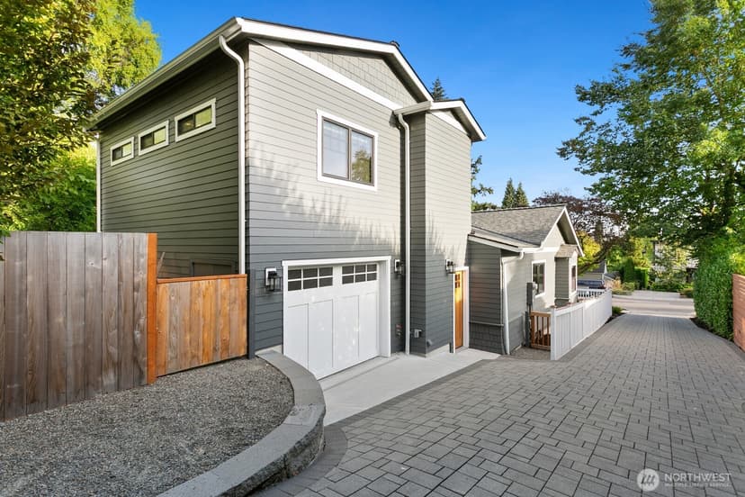 Property photo for 346 10th Avenue, Kirkland photo 23