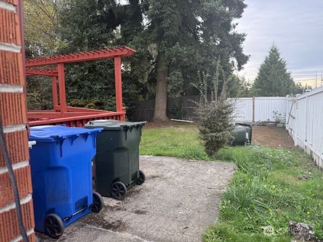 Property photo for 11605 SE 258th Street, Kent photo 6