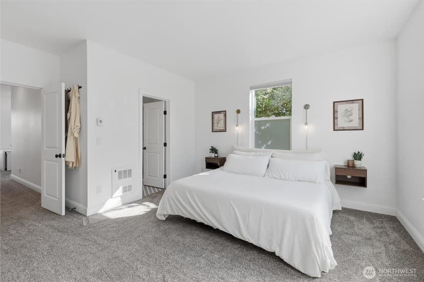 Property photo for 3000 SW Graham Street, Seattle photo 15