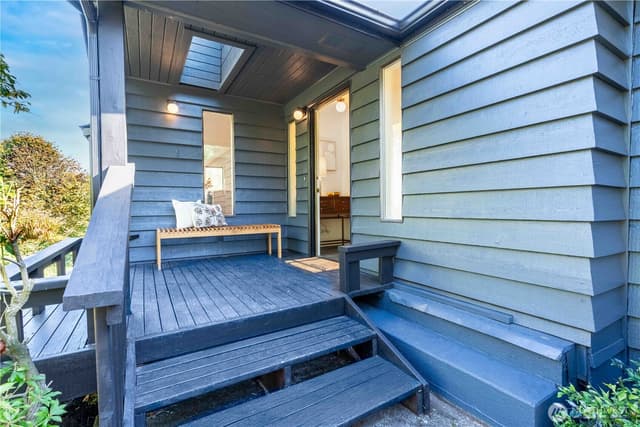 Property photo for 21304 5th Avenue S, Des Moines photo 4