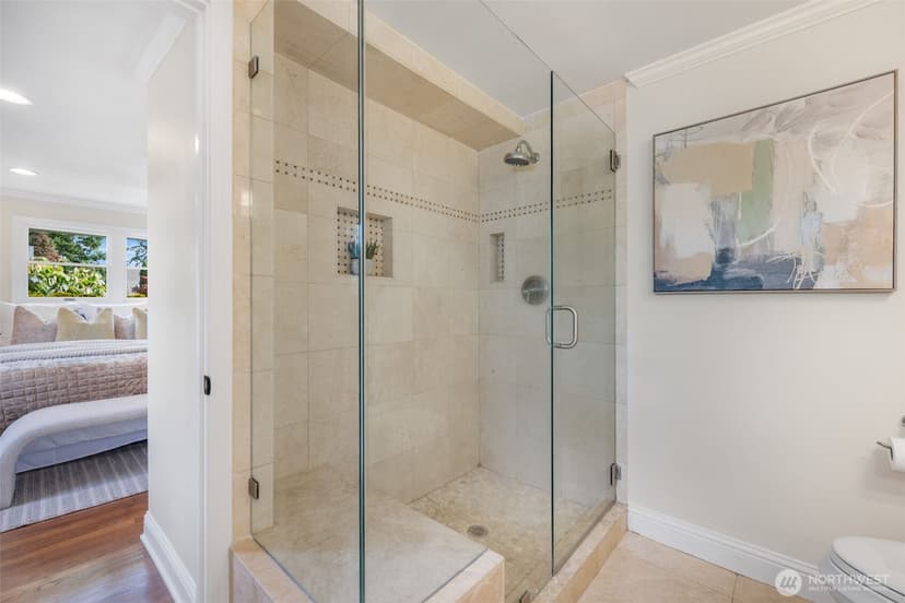 Property photo for 7301 53rd Avenue NE, Seattle photo 19