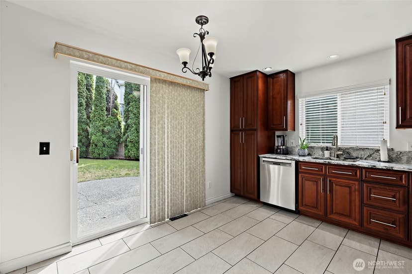 Property photo for 22727 SE 267th Place, Maple Valley photo 14