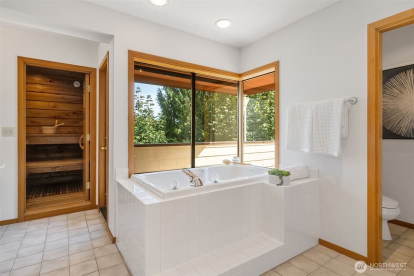 Property photo for 16328 35th Avenue NE, Lake Forest Park photo 33