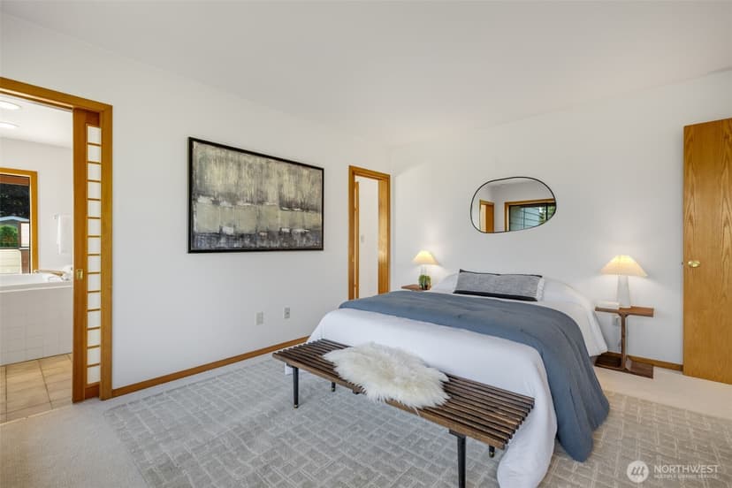 Property photo for 16328 35th Avenue NE, Lake Forest Park photo 28