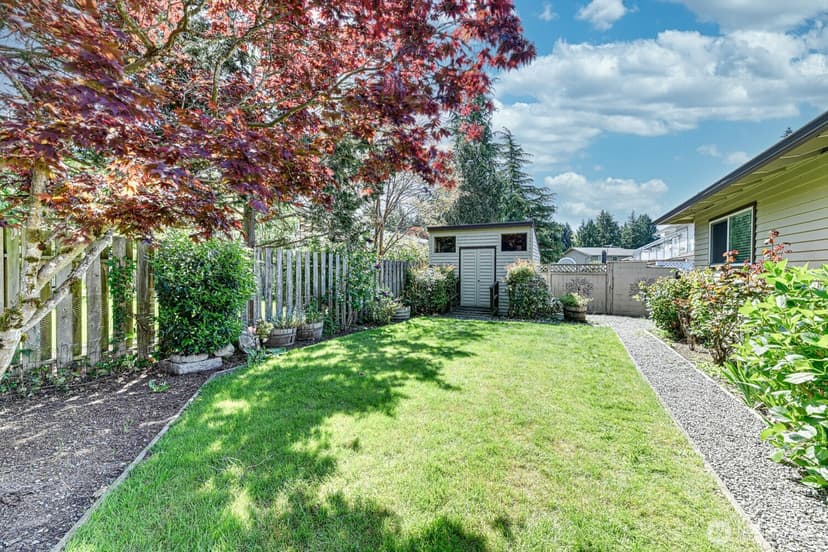 Property photo for 11818 103rd Avenue NE, Kirkland photo 19