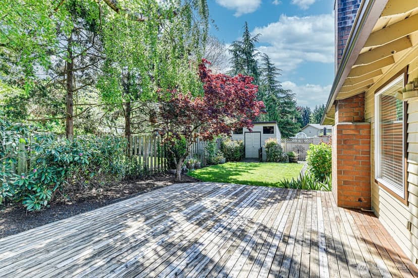 Property photo for 11818 103rd Avenue NE, Kirkland photo 18