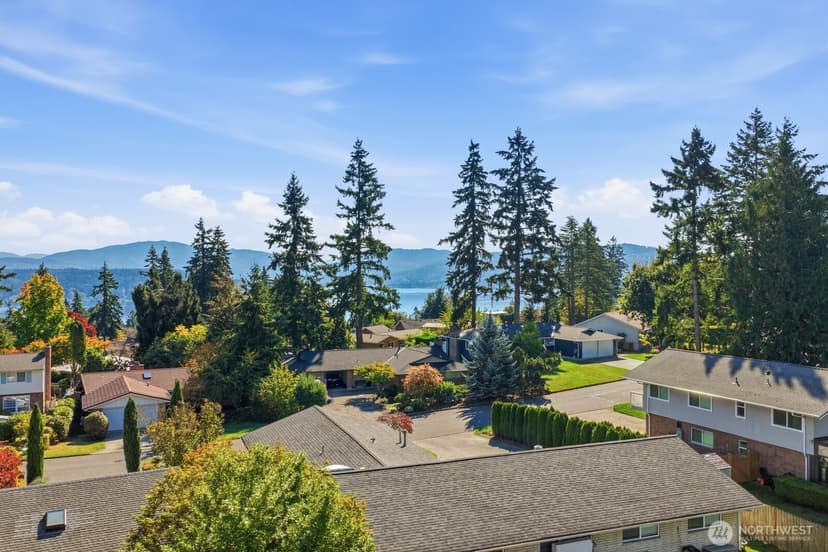 Property photo for 860 170th Place NE, Bellevue photo 30