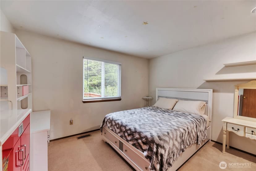Property photo for 1006 S 23rd Street, Renton photo 7