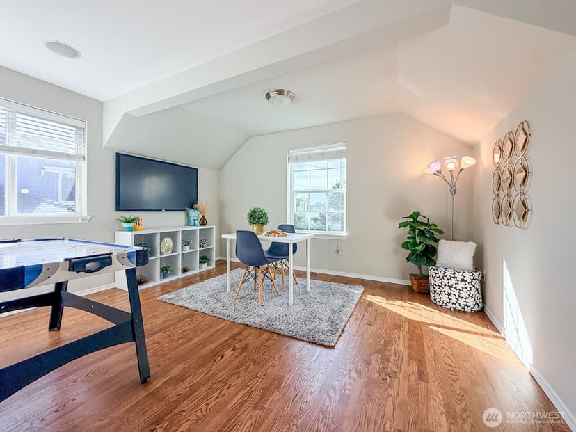 Property photo for 20220 84th Place NE, Bothell photo 23