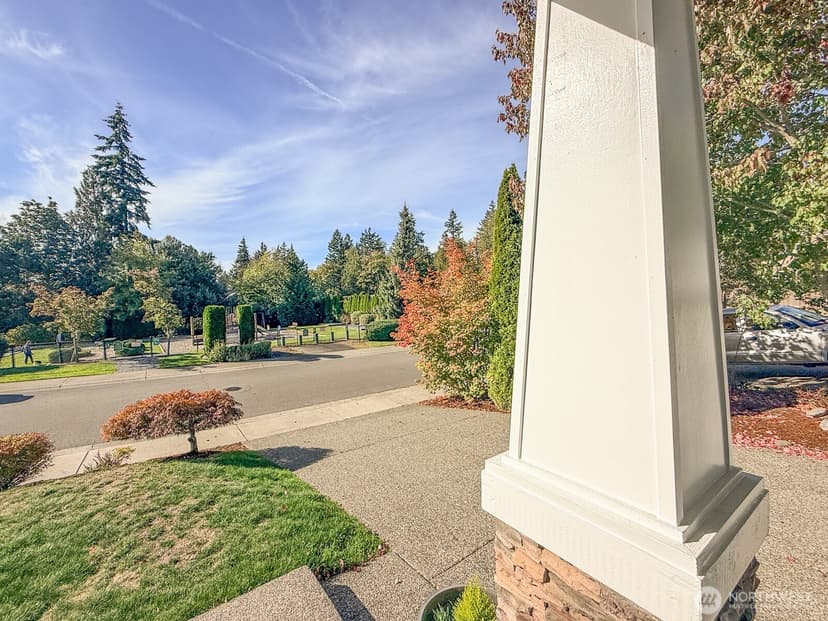 Property photo for 20220 84th Place NE, Bothell photo 36