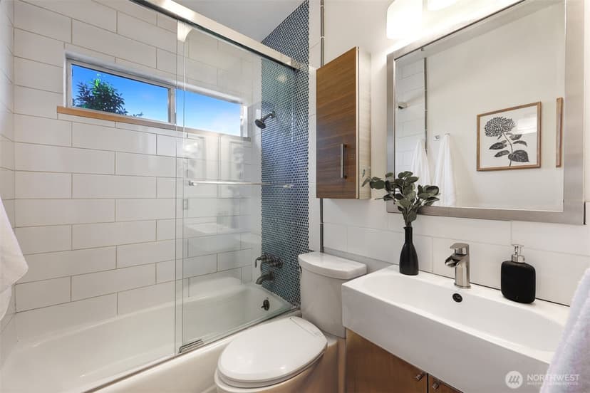 Property photo for 5807 3rd Avenue NW, Seattle photo 22