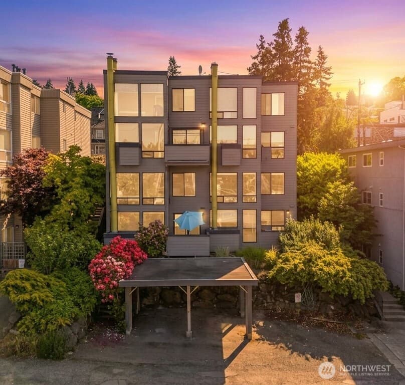 Property photo for 2831 Fourteenth Ave W #2, Seattle photo 21