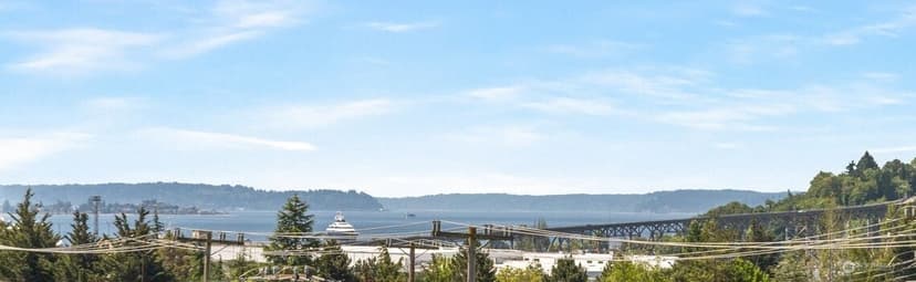 Property photo for 2831 Fourteenth Ave W #2, Seattle photo 11