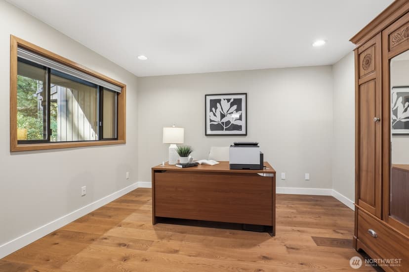 Property photo for 4786 NE 178th Street, Lake Forest Park photo 26
