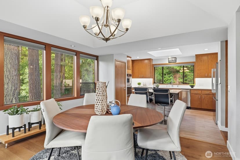 Property photo for 4786 NE 178th Street, Lake Forest Park photo 14