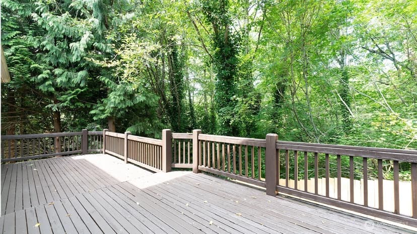 Property photo for 16410 SE 56th Place, Bellevue photo 21