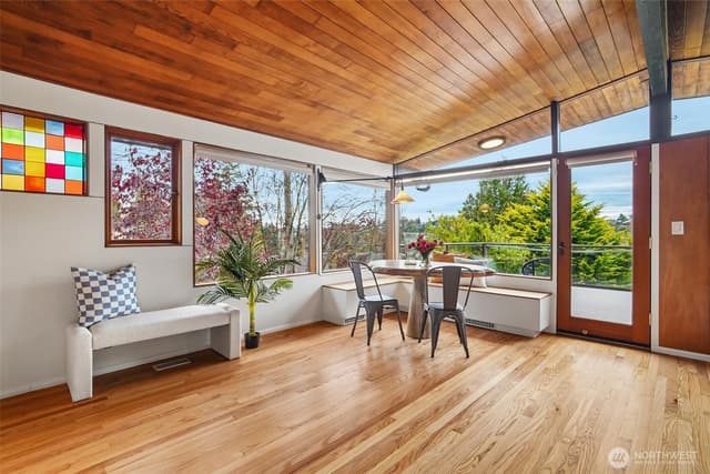 Property photo for 3611 30th Avenue W, Seattle photo 5