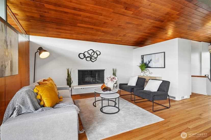 Property photo for 3611 30th Avenue W, Seattle photo 3