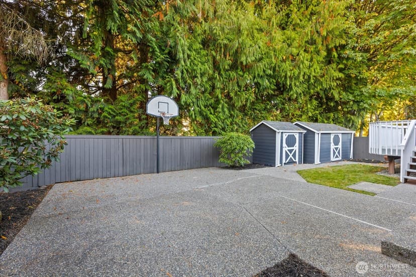 Property photo for 11826 44th Drive SE, Everett photo 31