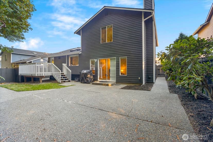 Property photo for 11826 44th Drive SE, Everett photo 32