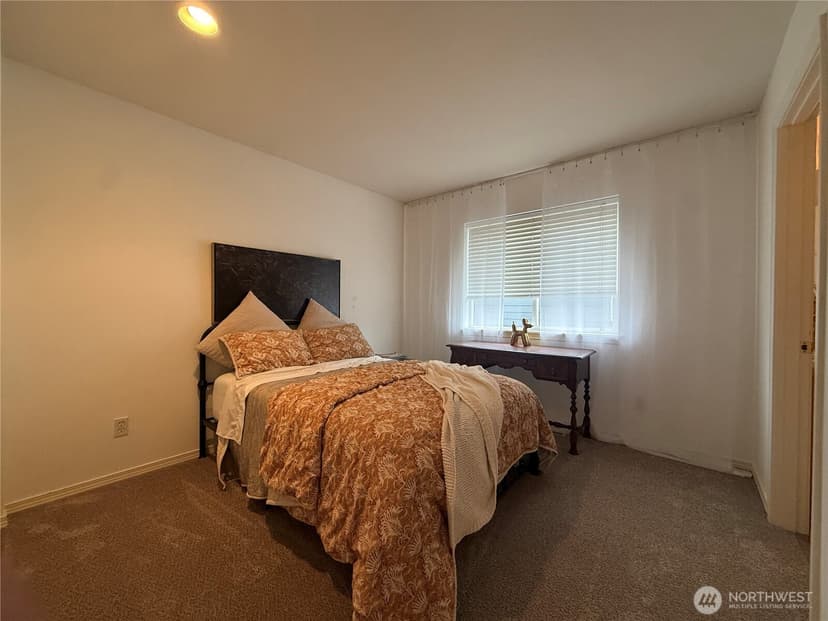 Property photo for 6214 Perry Avenue SE, Auburn photo 32
