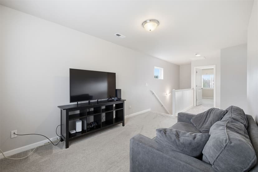 Property photo for 24034 221st Lane SE, Maple Valley photo 14