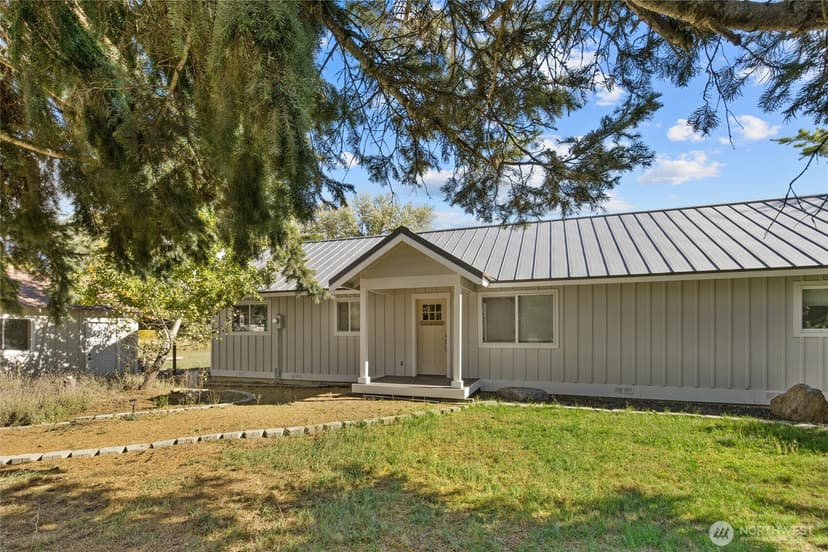 Property photo for 120 Three Lakes Road, Cle Elum photo 2