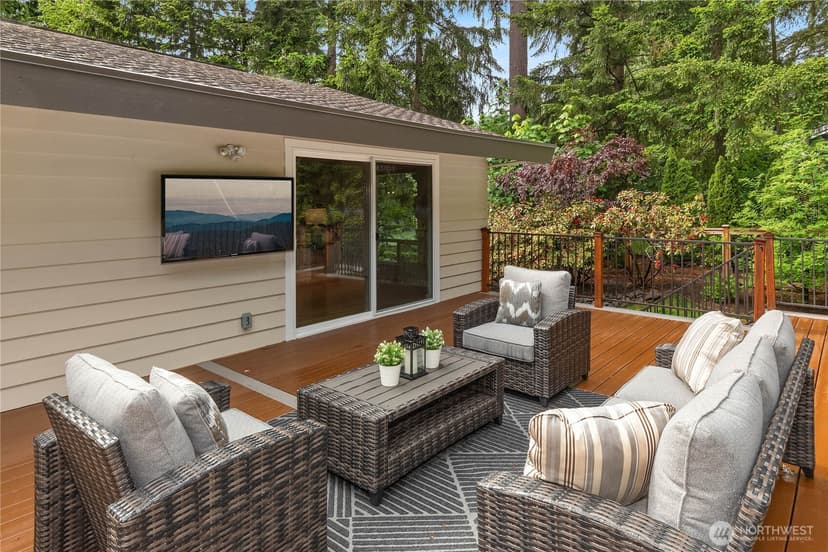 Property photo for 19122 181st Avenue NE, Woodinville photo 26