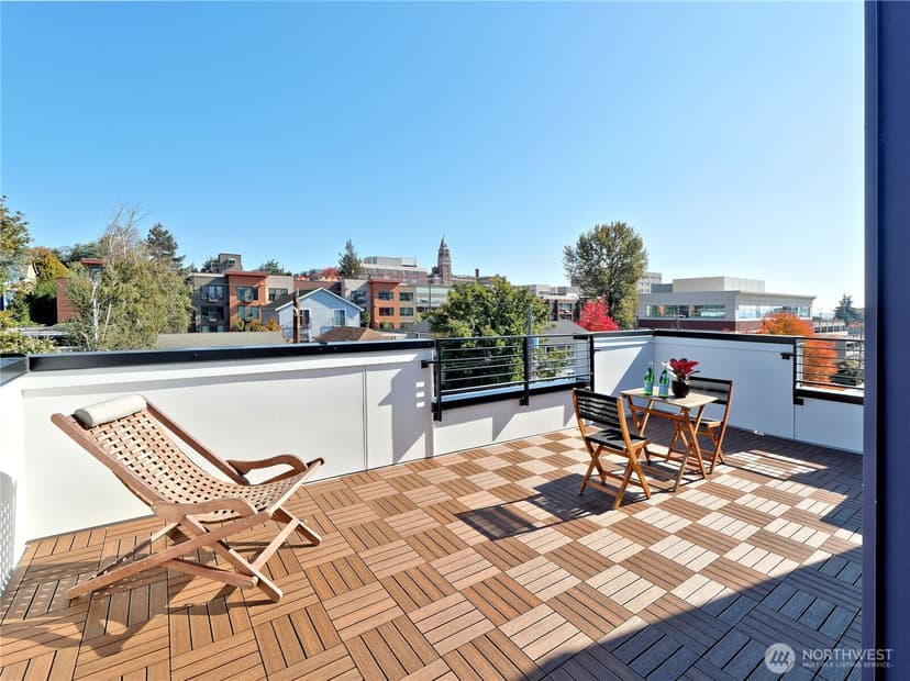 Property photo for 715 15th Avenue #A, Seattle photo 18